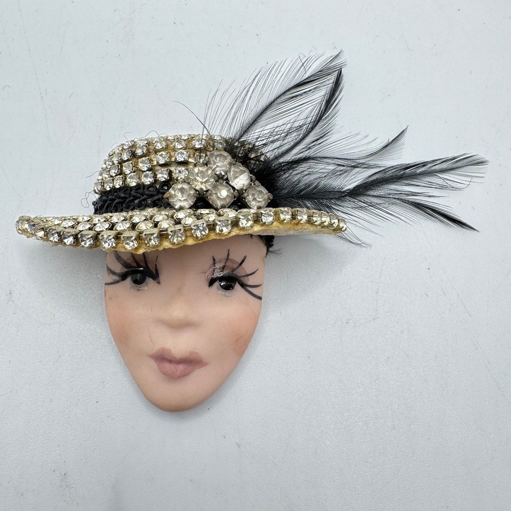 Vintage Style Porcelain Lady Face Brooch Rhinestone Straw Hat Feather Pin